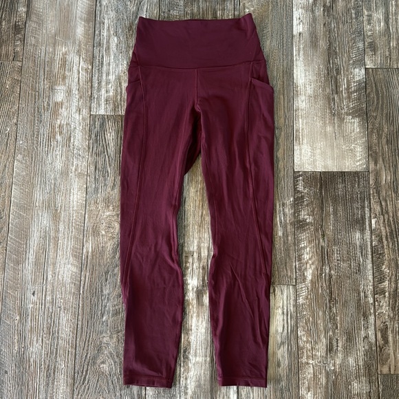 lululemon Athletic Women Beautiful Leggings, Size 4 - Picture 2 of 12
